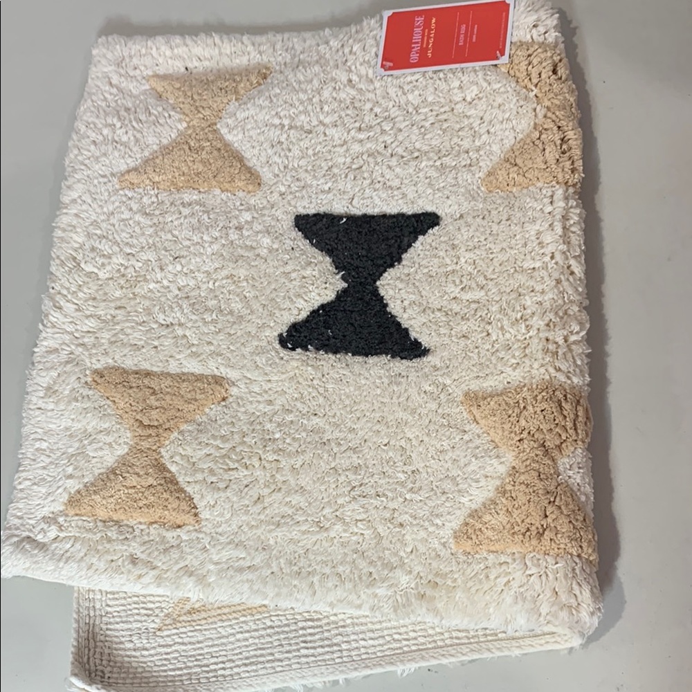 Opalhouse - Cream and Black Geometric Bath Mat - NWT